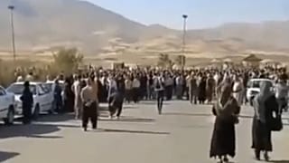 تجمع اعتراض‌آمیز در سقز در پی مرگ مهسا امینی