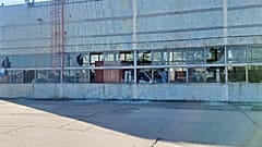 I danni esterni riportati dalla centrale colpita. (19.9.2022)