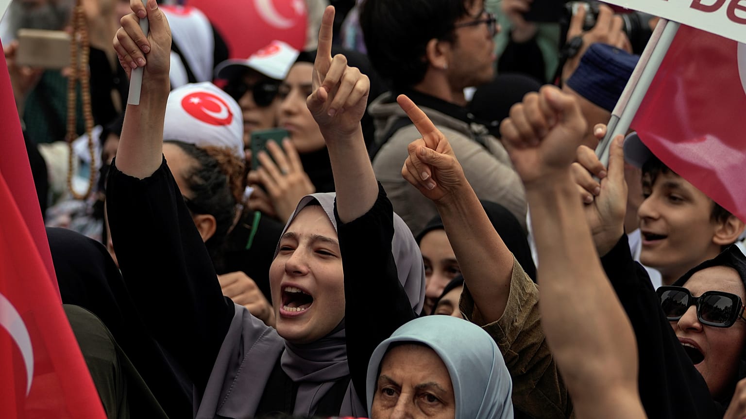 Demo gegen LGBTQ in Istanbul