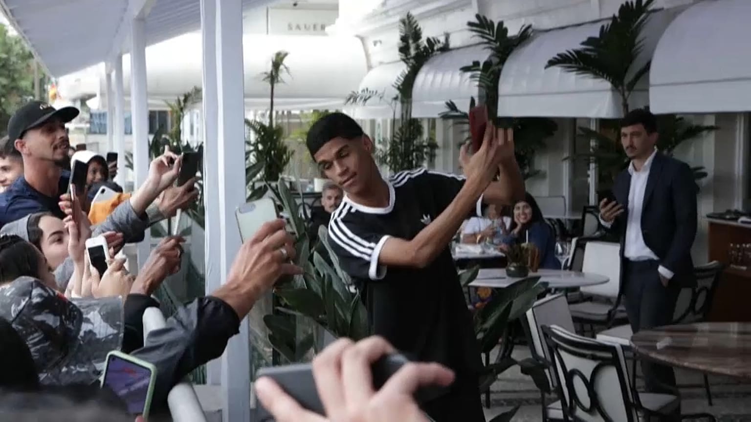 Luva de Pedreiro: Höhen und Tiefen eines Fußball-Influencers