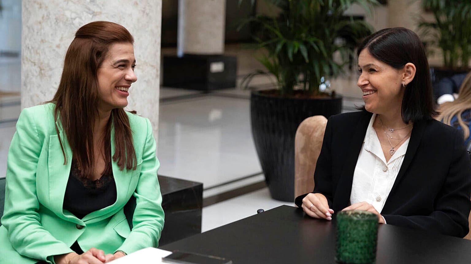 İsrail Enerji Bakanı Karine Elharrar, Kıbrıslı mevkidaşı Natasa Pilides'le Lefkoşa'da görüşmelerde bulundu