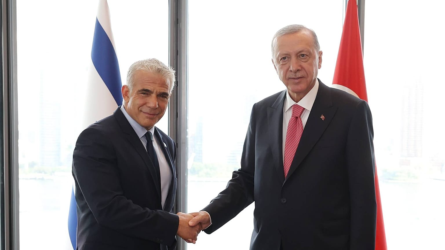 Cumhurbaşkanı Recep Tayyip Erdoğan ve İsrail Başbakanı Yair Lapid 