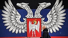 Ukrayna'da bağımsızlık ilan eden Donetsk Halk Cumhuriyeti'nin amblemi, Donetsk