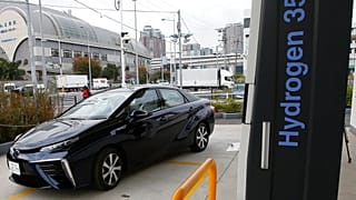 Toyota'nın hidrojen yakıtlı Mirai modeli