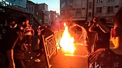 Шестой день не стихают протесты после гибели 22-летней курдской девушки от рук полиции нравов, Тегеран, 21 сентября 2022 г. 
