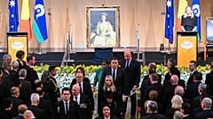 Le premier ministre australien quittant la cérémonie national pour la reine Elizabeth II au parlement à Canberra, jeudi 22 septembre 2022.
