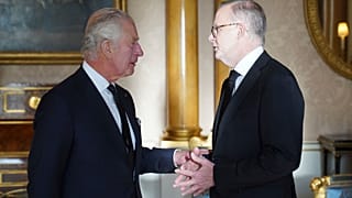 Rei Carlos III de Inglaterra e o primeiro-ministro da Austrália, Anthony Albanese