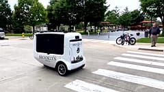 Global mobility technology company Magna has developed an electric autonomous pizza delivery robot, aiming to reduce last mile delivery costs and carbon emissions in cities.