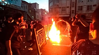 Országszerte tüntetnek Masa Amini erőszakos halála miatt