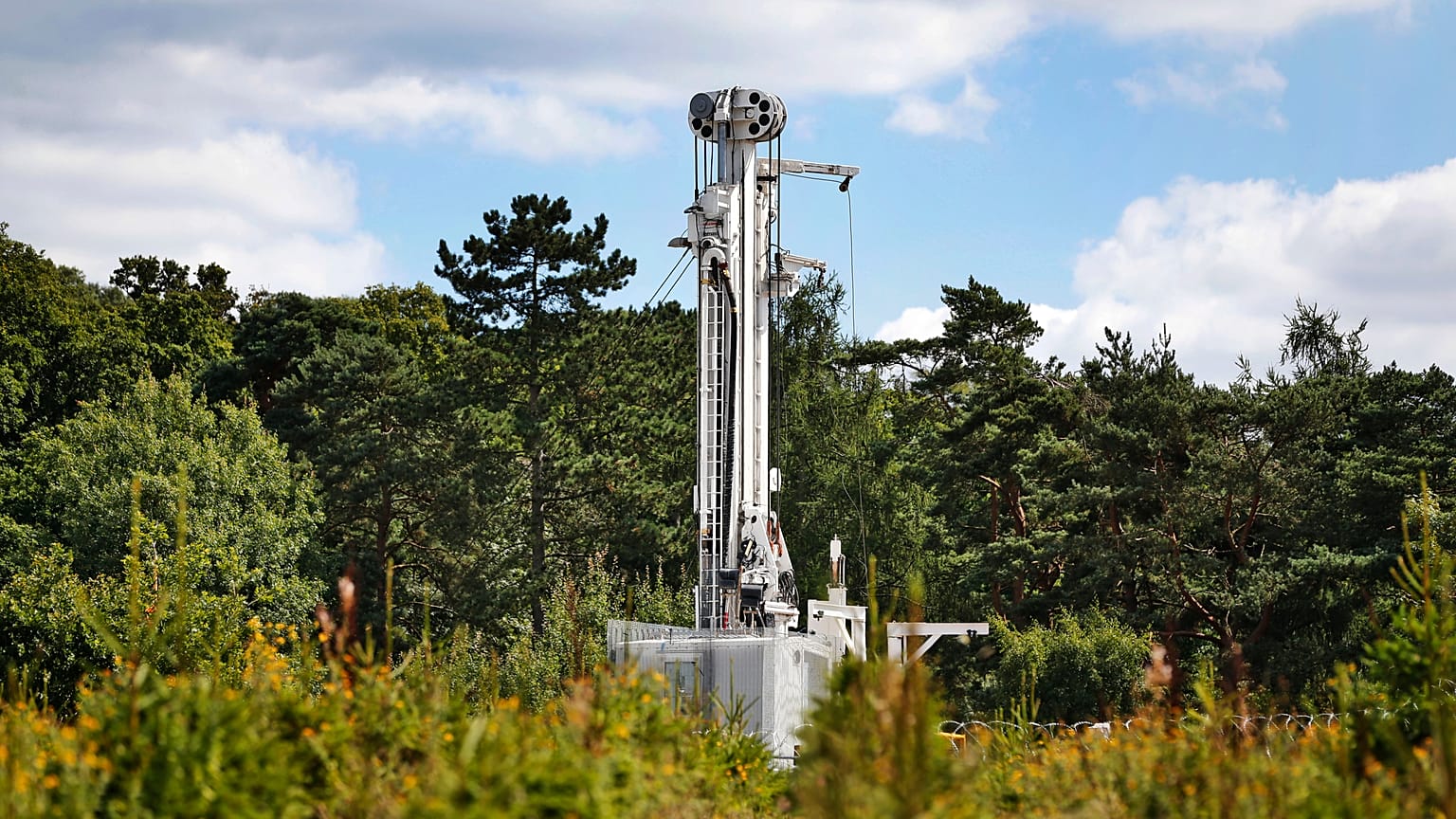 Vista del sitio de perforación exploratoria de Cuadrilla, en Balcombe, West Sussex, Inglaterra, el 20 de agosto de 2013. (Archivo).