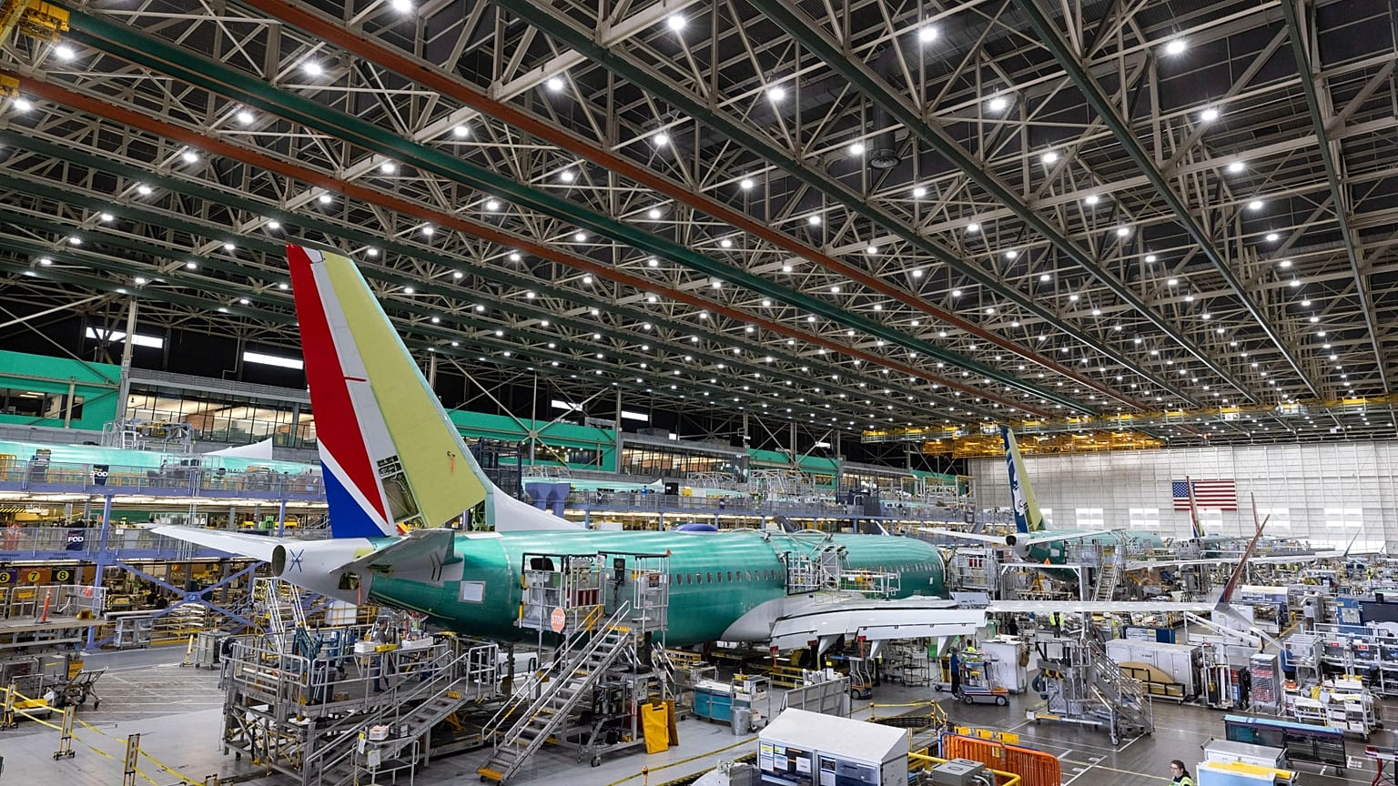 Компания Boeing заплатит 200 миллионов долларов за введение в заблуждение инвесторов. 