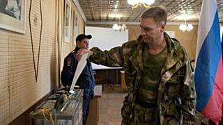 Wahllokal in Luhansk
