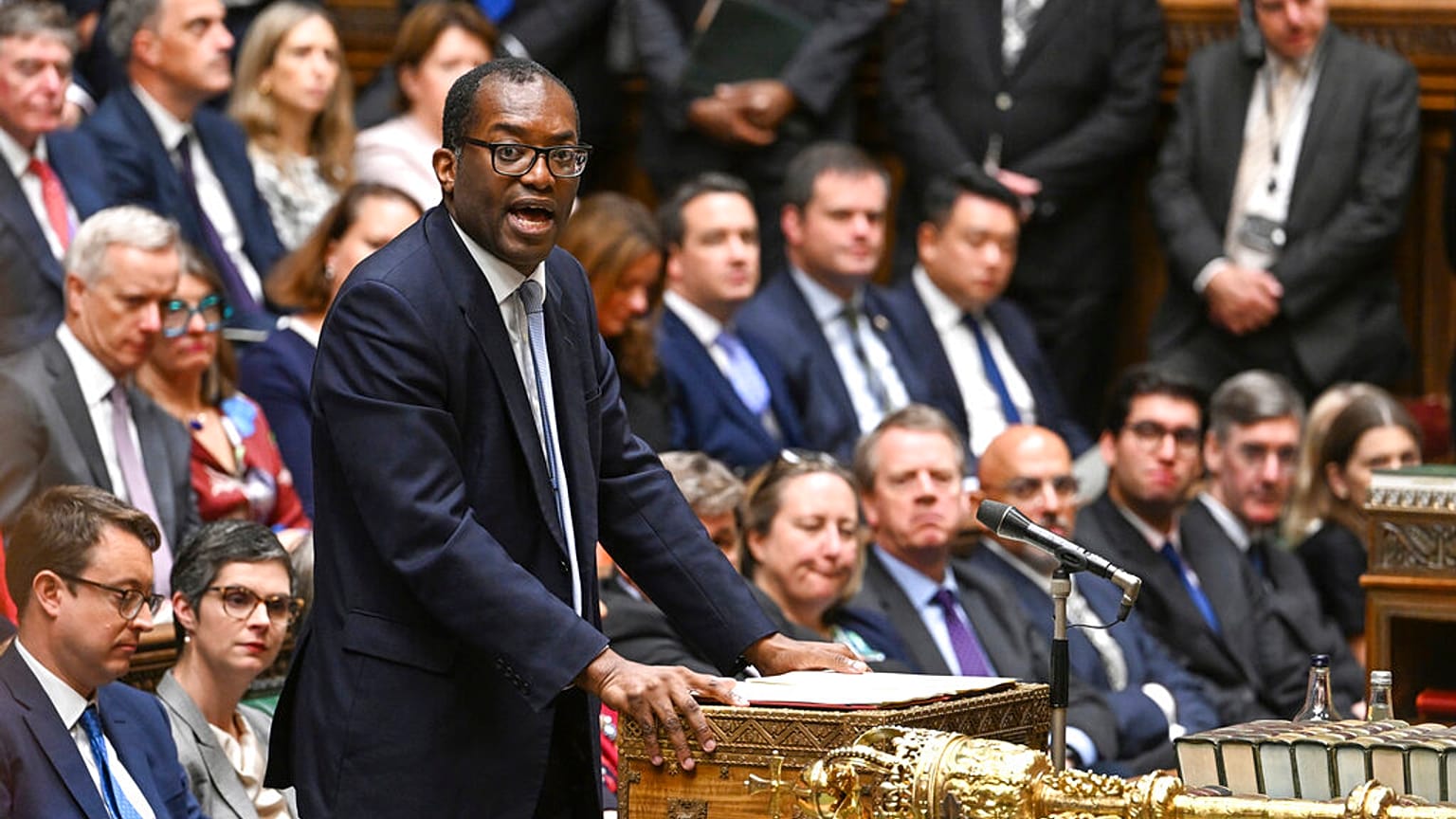 Governo britânico anuncia pacote de reformas fiscais