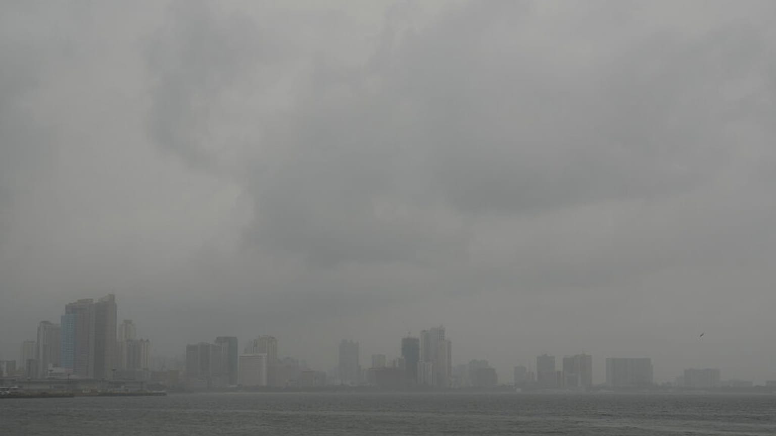 El supertifón 'Noru' amenaza Filipinas y se dirige a Manila