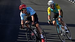 Remco Evenepoel és Alekszej Lucenko a versenyen
