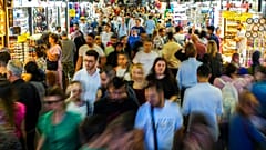 En düşük gelire sahip yüzde 20'lik grubun aldığı pay 0,1 puan azalarak yüzde 6'ya geriledi