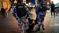 Задержание протестующего против мобилизации
