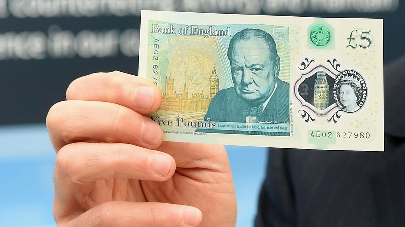 Winston Churchill az új technológiával nyomott, polimer ötfontoson