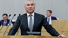 Спикер ГД РФ Вячеслав Володин сообщил, что Госдума изменит график работы, "чтобы принять законодательные изменения, необходимые в связи с прошедшими в Донбассе референдумами"