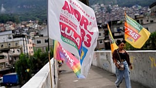 Rocinha descai para Lula, mas voto à direita cresceu nas últimas presidenciais