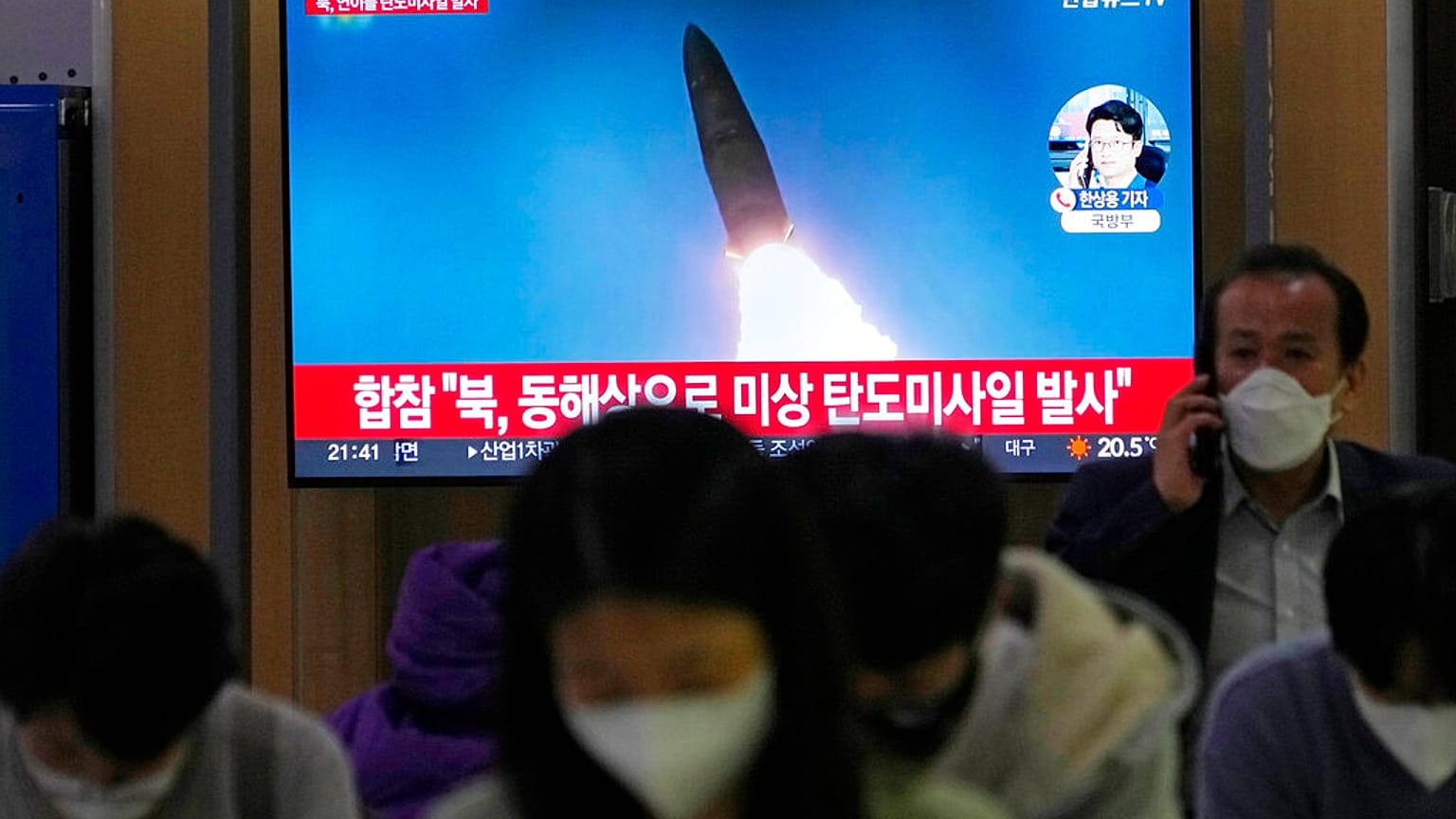A TV screen shows a file image of North Korea's missile launch during a news program at the Seoul Railway Station in Seoul, South Korea, Thursday, Sept. 29, 2022.