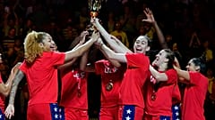Die US-Basketballerinnen jubeln über den WM-Titel