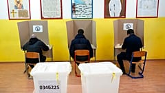 Menschen in Bosnien-Herzegowina geben ihre Stimme ab