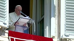 Papa Francisco fez apelos aos presidentes da Rússia e da Ucrânia
