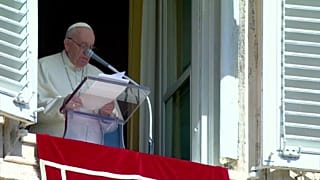 Papa Francisco fez apelos aos presidentes da Rússia e da Ucrânia