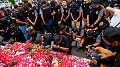 Συγγενείς και φίλοι των θυμάτων της τραγωδίας
