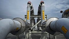 A growing number of EU countries favour the imposition of a price cap on pipeline gas and LNG imports.
