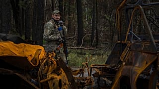 Ukrán katona a visszafoglalt Limanban 