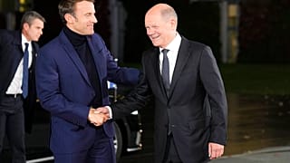 Scholz begrü´´ßt Macron in Berlin, 3. Oktober 2022
