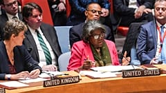 Linda Thomas-Greenfield, embajadora de EE. UU. ante la ONU, en la reunión de urgencia del Consejo de Seguridad.