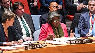 Linda Thomas-Greenfield, embajadora de EE. UU. ante la ONU, en la reunión de urgencia del Consejo de Seguridad.