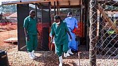 Uganda'da Mubende Bölge Sevk Hastanesi'nin Ebola izolasyon bölümü