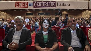 HDP, Cumhurbaşkanı adaylığı için bazı isimlerle görüşmelere başladı.