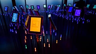Όσλο: Το λογότυπο της οργάνωσης Memorial δίπλα σε άλλους νικητές του Νόμπελ Ειρήνης
