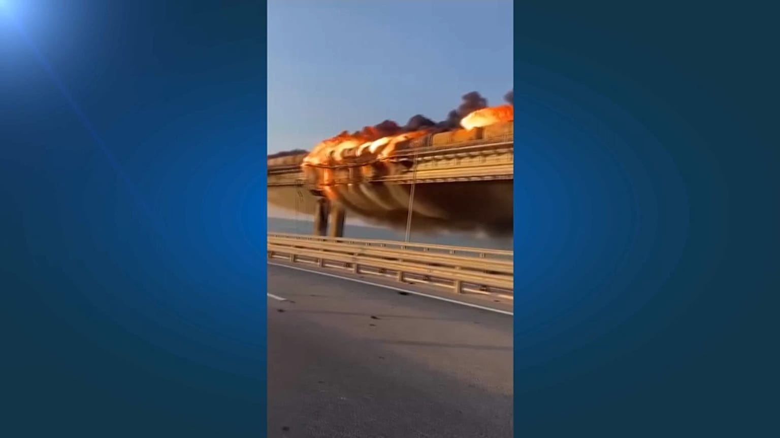 مجندون يقودون عربة مدرعة خلال تدريب عسكري في ميدان الرماية بمنطقة كراسنودار في جنوب روسيا،  أكتوبر 2022.