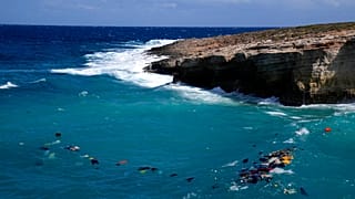 Squadre di ricerca al largo di Kythira.