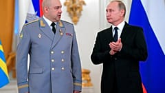 Wladimir Putin mit dem neuen Oberbefehlshaber der "militärischen Spezialoperation", Armeegeneral Sergej Surowikin