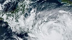A Julia hurrikán az űrből