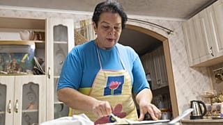 Natalia prepara comida para tropas ucranianas