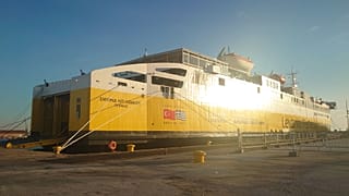 Πλοίο της Levante Ferries που ξεκινάει δρομολόγια της ακτοπλοϊκής γραμμής Θεσσαλονίκη - Σμύρνη