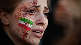 Fransa'nın başkenti Paris'te Mahsa Amini protestosu yapıldı. 9 Ekim 2022
