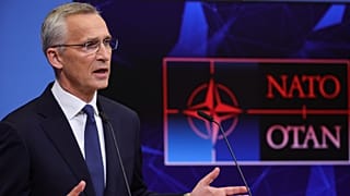 Генсек НАТО во время выступления в Брюсселе, 11 октября 2022 г.