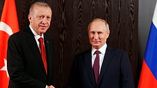 الرئيسان الروسي فلاديمير بوتين والتركي رجب طيب إردوغان خلال لقاء سابق