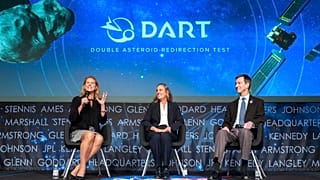 NASA, gezegeni savunma sistemi kapsamında geliştirdiği DART görevinin başarısını basın toplantısı ile kamuoyuyla paylaştı