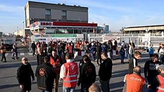 Fransa'da greve giden CGT işçileri