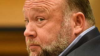 Infowars founder Alex Jones appears in court to testify during the Sandy Hook defamation damages trial at Connecticut Superior Court in Waterbury, Conn., 22 Sept 2022